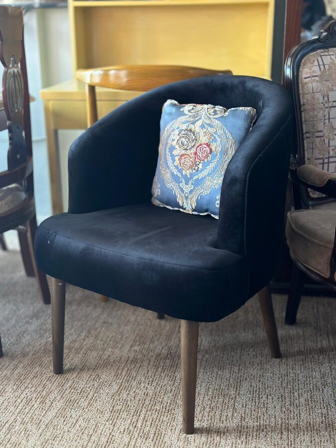Navy Tub Chair