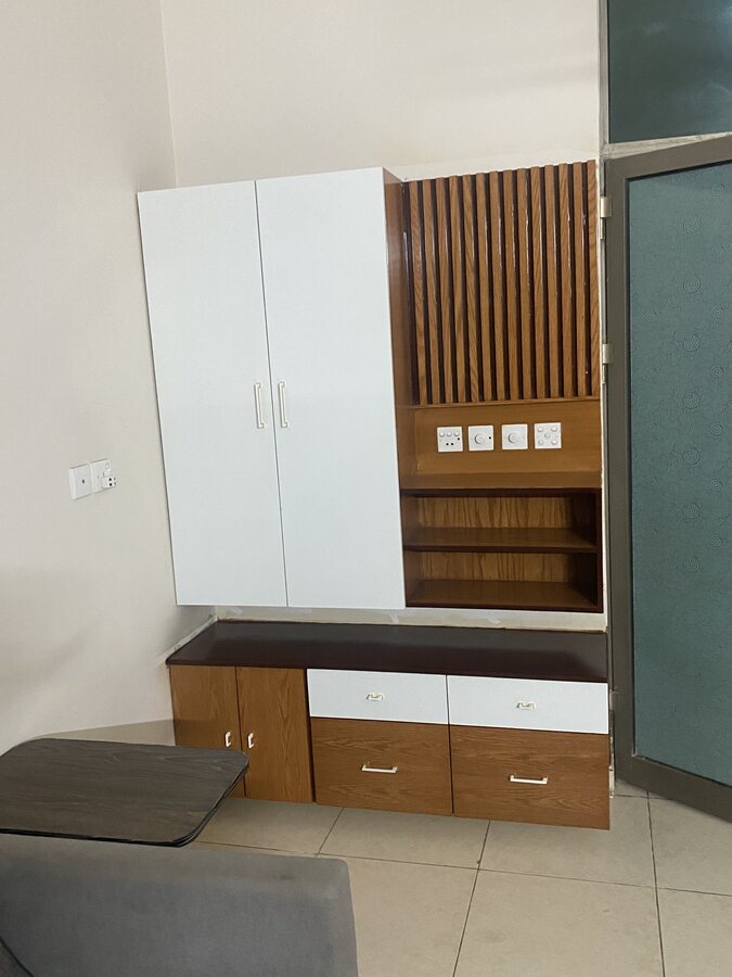 Two Tone Media Unit